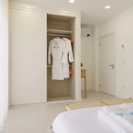 Lola Luxury With Private Pool And Jacuzzi Villa *