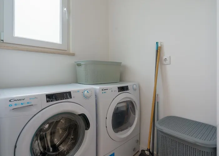 فيلة Lola, With Jacuzzi And Private Swimming Pool *